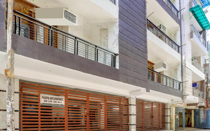 Peacefulhuts 1BHK nr. Yashobhoomi ICC and Airport