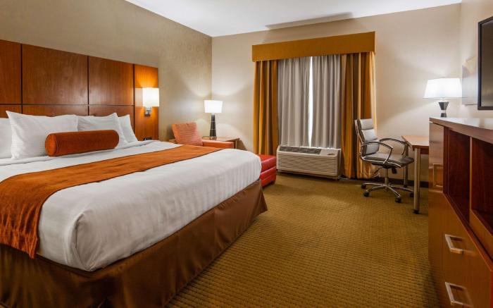Best Western Plus Finger Lakes Inn & Suites