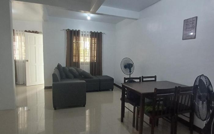 Affordable 2 BR Transient House in Lipa City