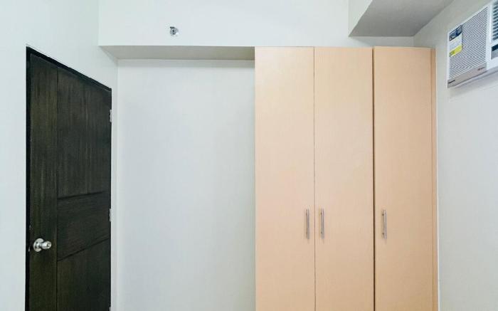 * *9 Roomy Urban Escape