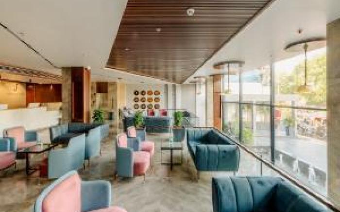 Signature Hotel