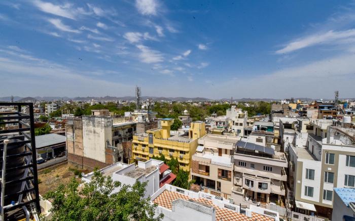 Naivara Boutique Hotel