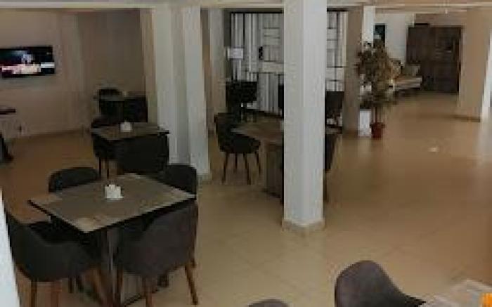 Swiss Pearl Continental Hotel