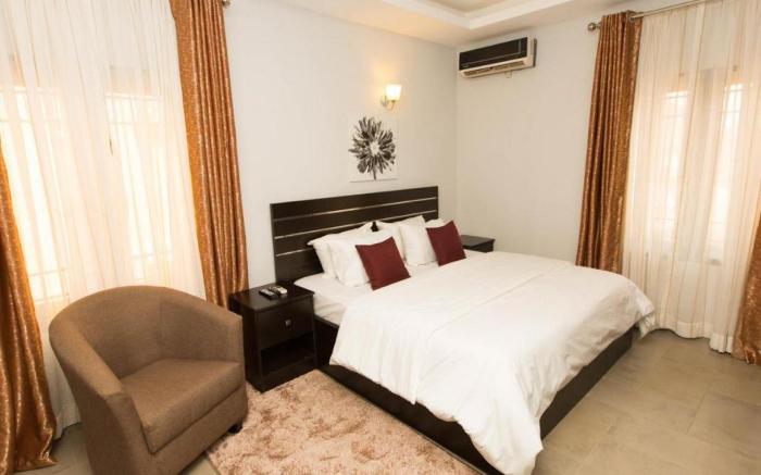 Tenny's Place Apartments Garki