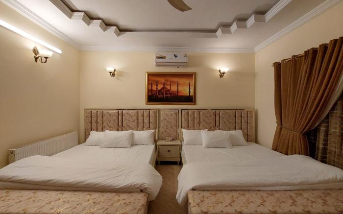 The Grand Palace Family Guest House