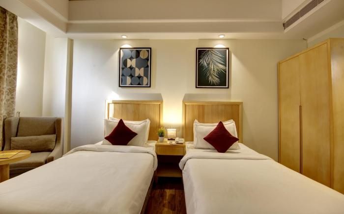 Saltstayz Select - Galleria Market & Golf Course Road