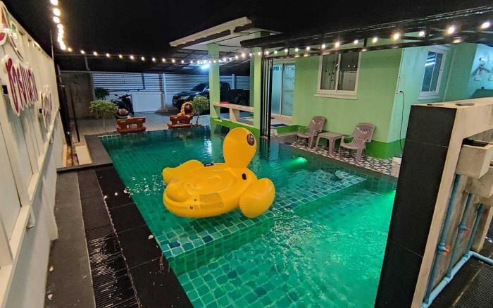 Chay Weng Pool Villa sattahip