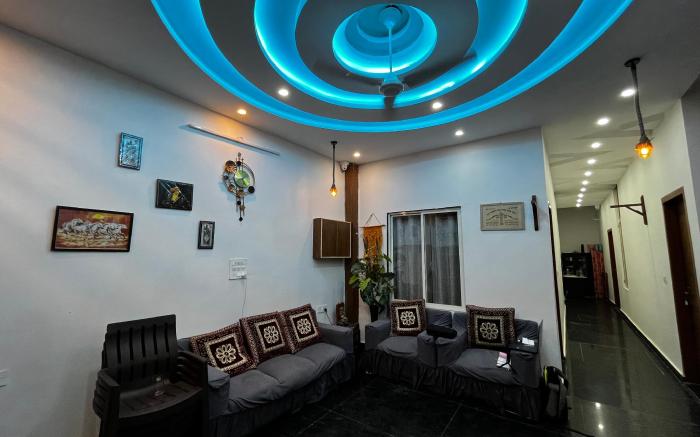 Shree Radha Vallabh Palace