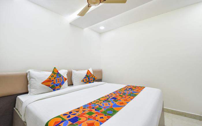 FabHotel Prime Srishoin - Nr TCS Deccan Park, Hitech City