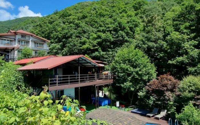 Hwacheon Myeongjiryeong Valley Pension