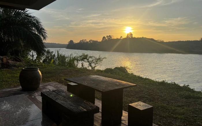 Jiratara Riverside Homestay (Entire home  4 guest)
