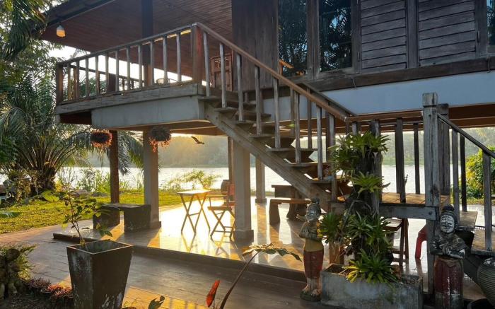 Jiratara Riverside Homestay (Entire home  4 guest)