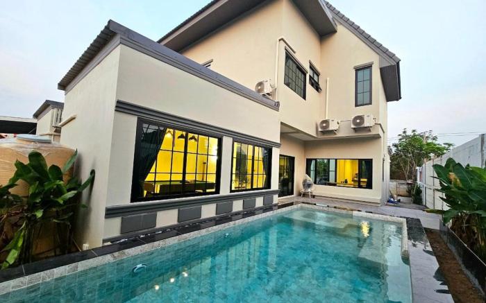 BT2-Brittany Private Pool Villa-Pattaya