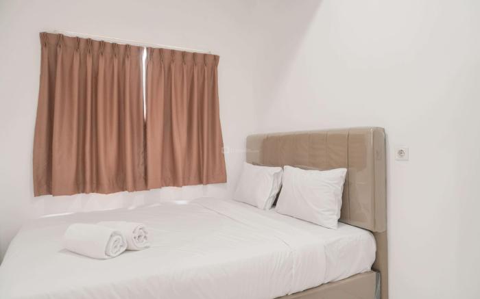 Good Place 1BR Menara Kebon Jeruk Apt By Travelio
