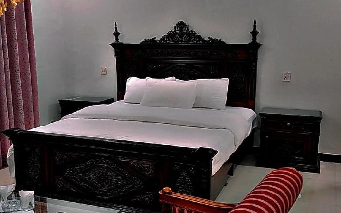 British Lodge Luxury living 