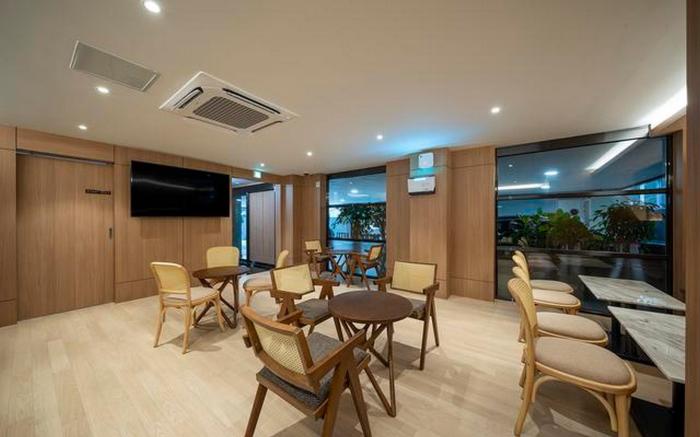 Gyeongju Brown Dot Gyeongju City Hall