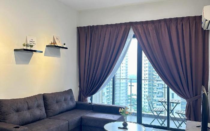 GreyStyle Suite @ Country Garden 2BR 6pax