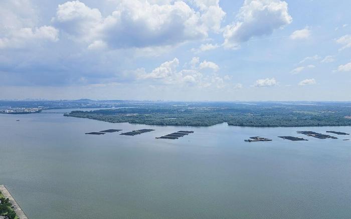 Danga Bay JB，High Floor Condo with Seaview ＆ 75"TV