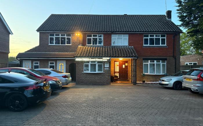 High Trees Guest House Gatwick