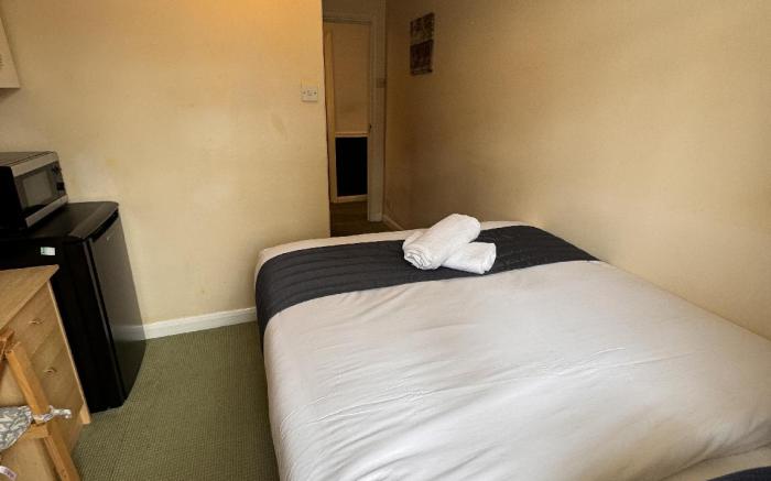 High Trees Guest House Gatwick