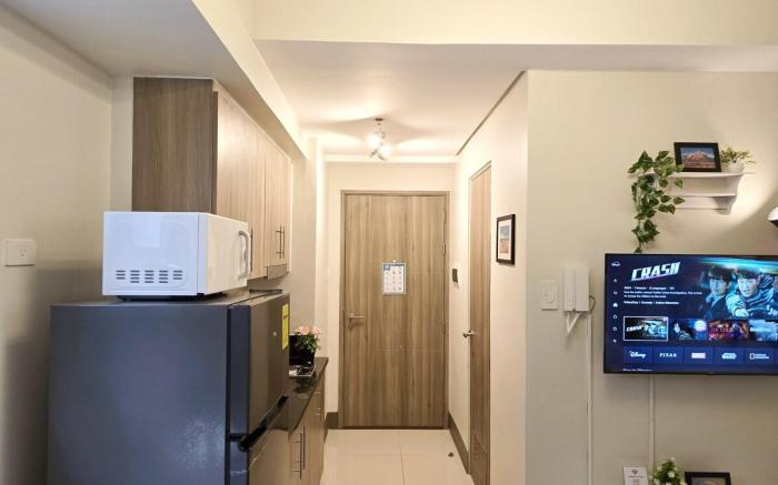 Condotel 1BR Unit w/ Balcony FAME Residences #FM35