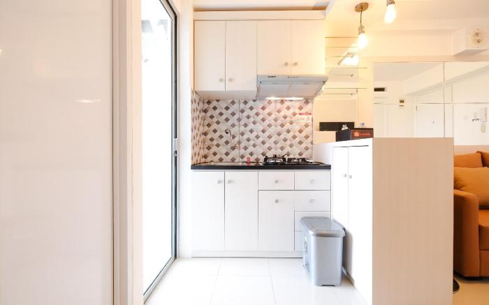 City View 2BR Bassura City Apt By Travelio