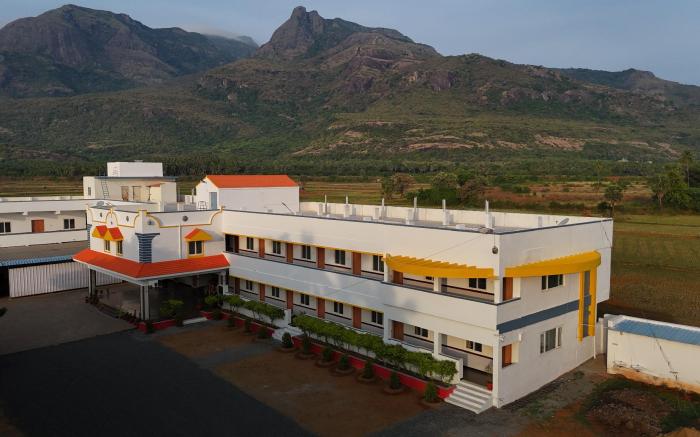 THE MOUNT VIEW CASTLE HOTELS AND RESORTS