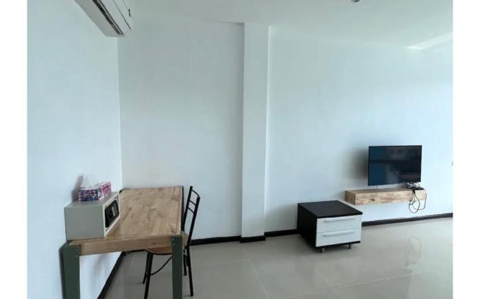 Big Apartment with Garden view