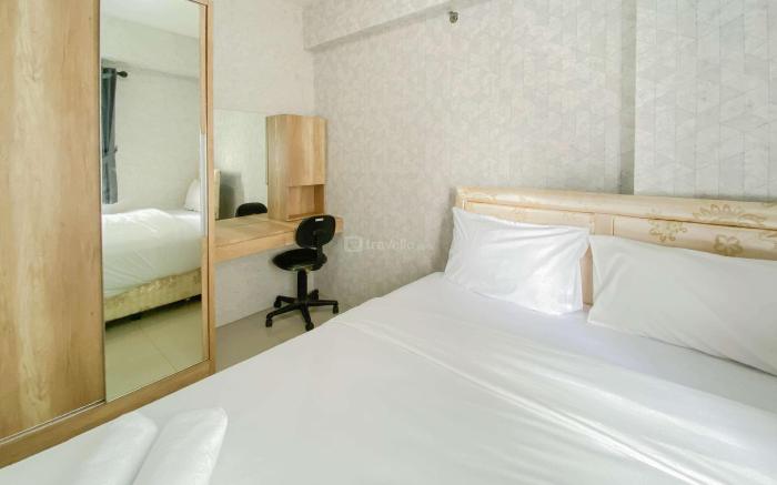 Comfort 2BR Apt Green Pramuka City By Travelio