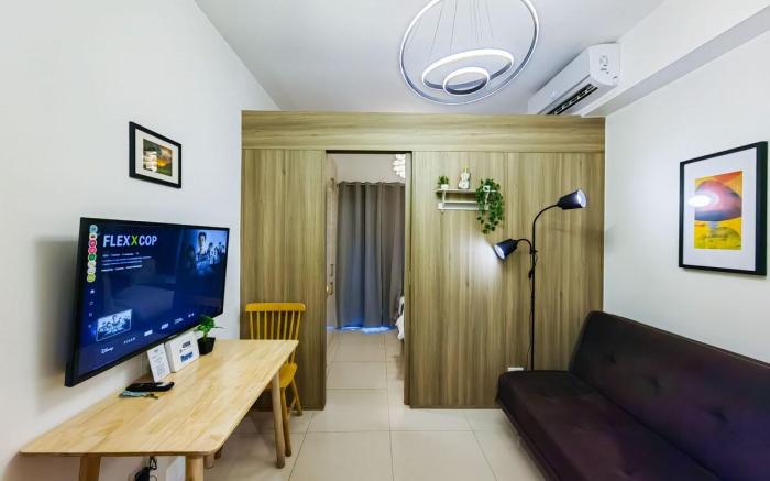 Condotel1BR Unit  w/ Balcony FAME Residences #FM08