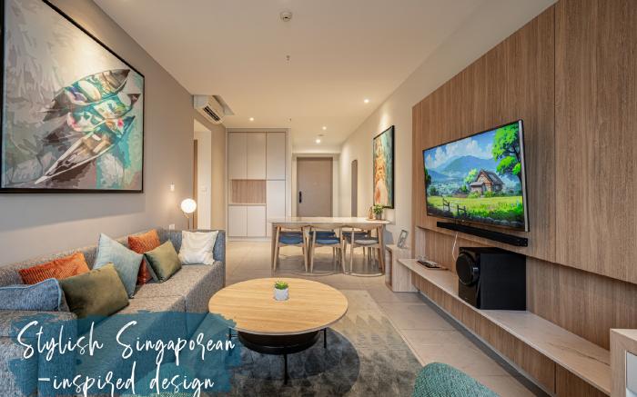 Modern 3BR w/ Panoramic City Views A302