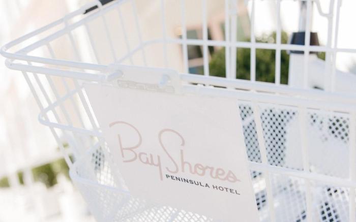 Bay Shores Peninsula Hotel