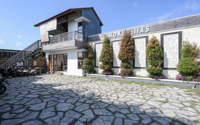 Hoki Villa by Urbanview Villa