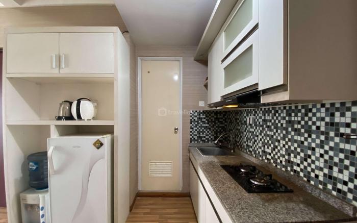 The Signature 2BR at Apartemen Tamansari Panoramic by Travelio