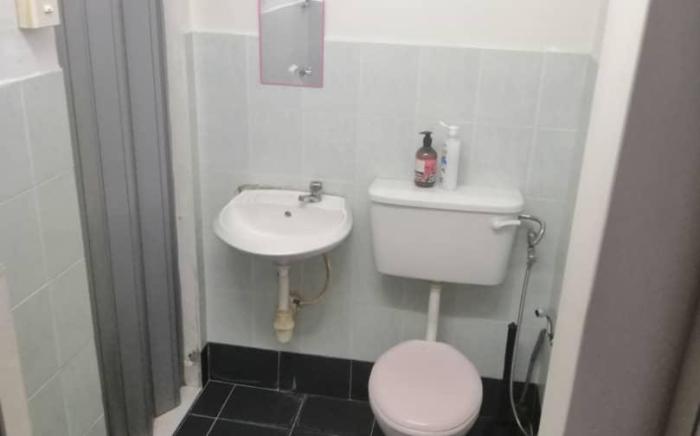Skudai Cozy house w/ free parking (UTM, legoland)