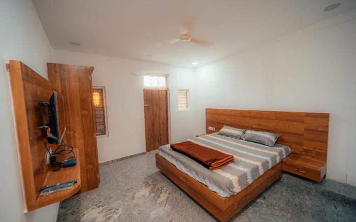 SHREE LAXMI NARAYAN LODGE PANDHARPUR 