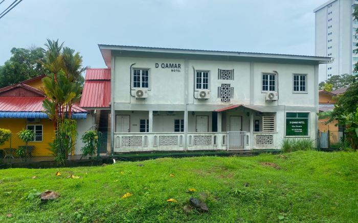 OYO 91002 D Qamar Motel