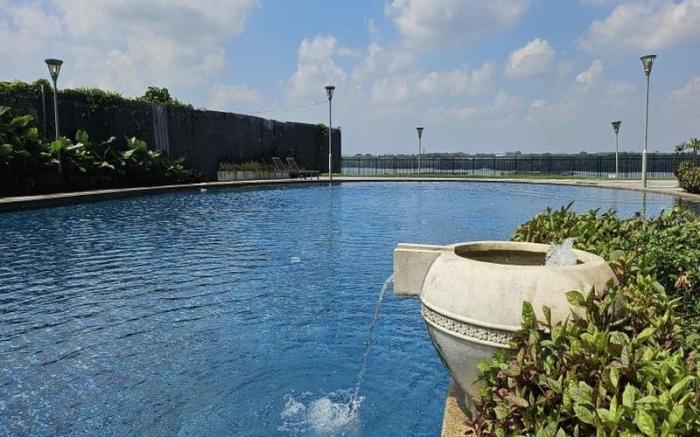 Danga Bay The Sunny Coast 3BR 8Pax