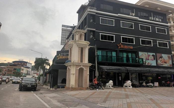 Golden Star Pattaya