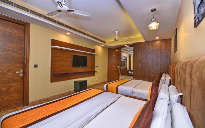 Staybook Hotel Nitya Maharani 