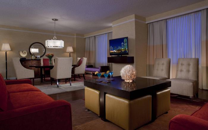 Renaissance Dallas Hotel