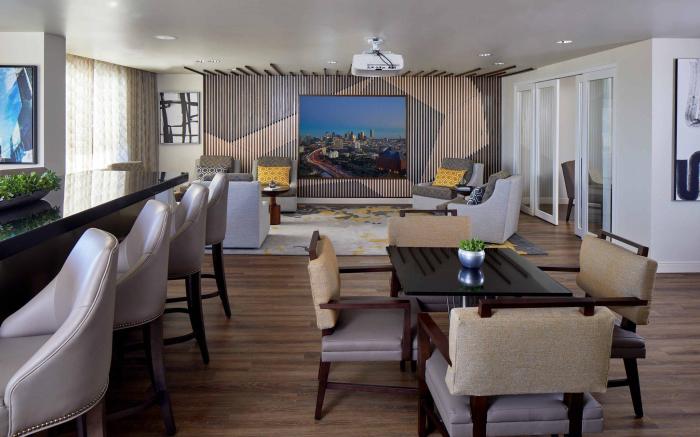 Renaissance Dallas Hotel