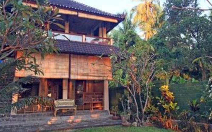 Devi's Place Tejakula