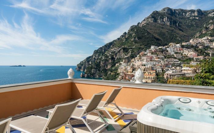 Hotel Eden Roc Suites