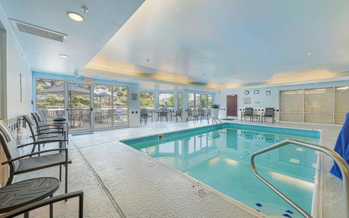 Fairfield by Marriott Inn & Suites Chicago Naperville