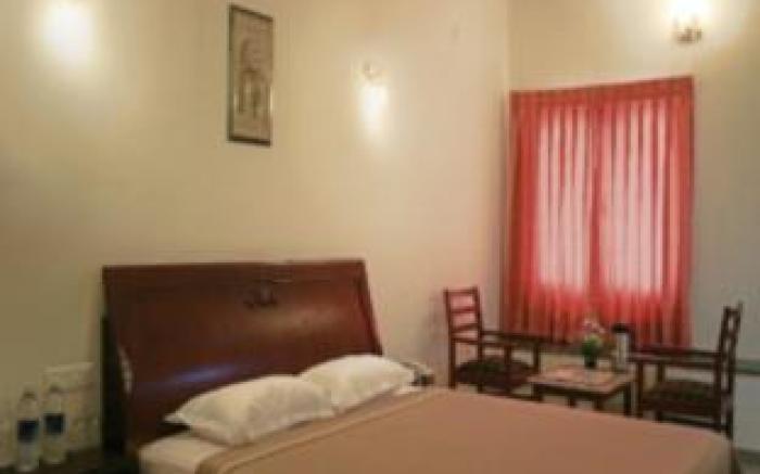 Hotel Kumararraja Palace
