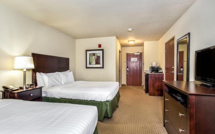 Cobblestone Inn and Suites Vinton