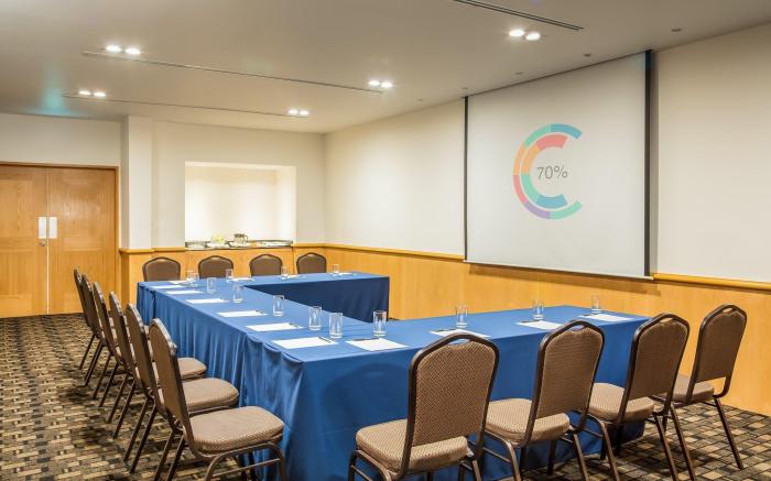 Fiesta Inn Monterrey la Fe