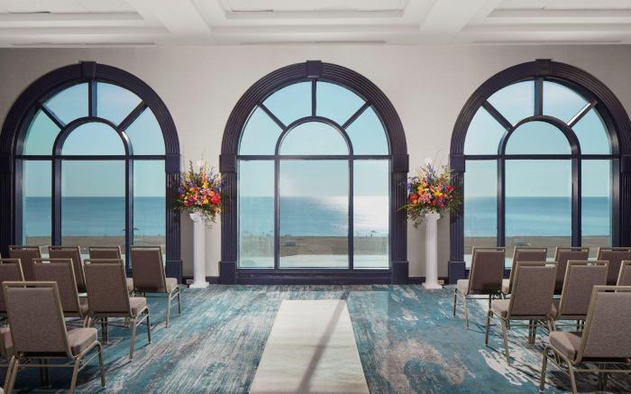 Sheraton Virginia Beach Oceanfront Hotel