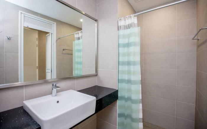 Tropicana 218: Spacious Luxury 3BR 3car park 11pax